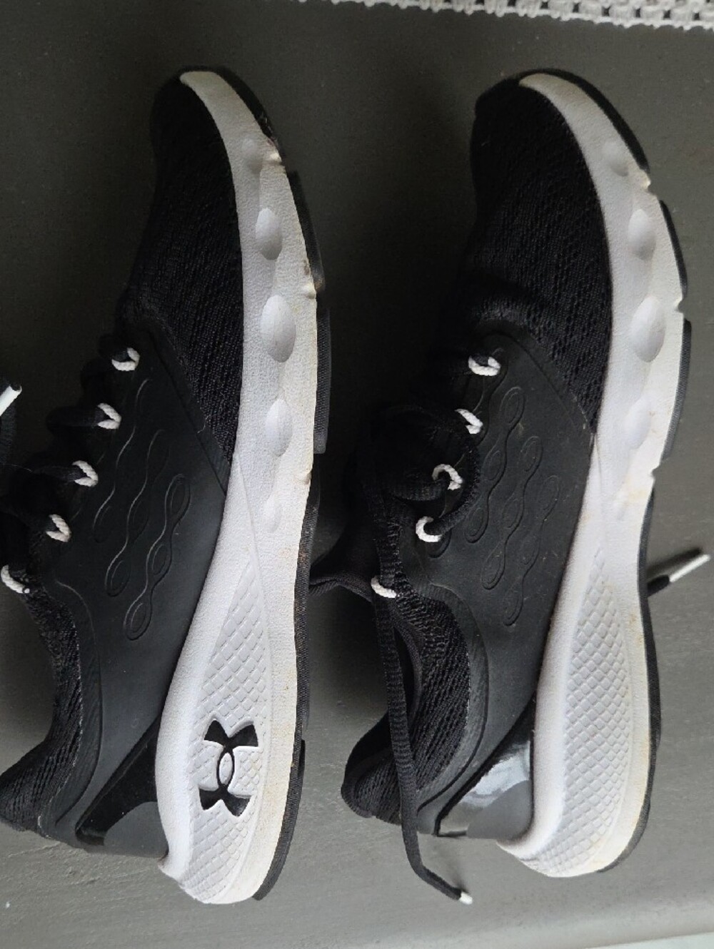 Womens Under Armour Charged Vantage - Used 6.5 No Box - Picture 5 of 10